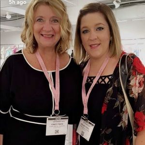 Meet your Posher, Cindy